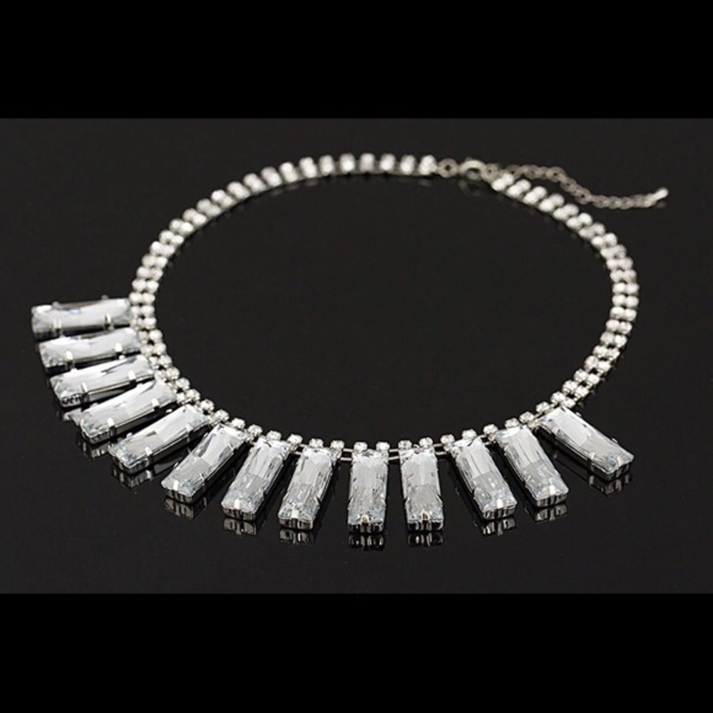Clear Crystal Statement Necklace - Picture 4 of 4